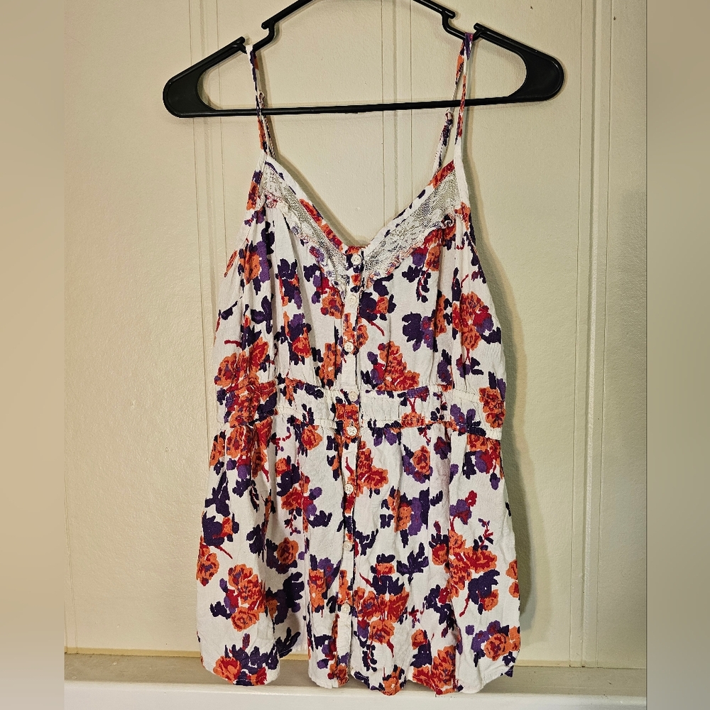 Decree Sz Large Floral Spaghetti Strap Button Front Top